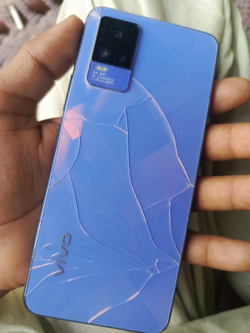 Vivo V21e 1