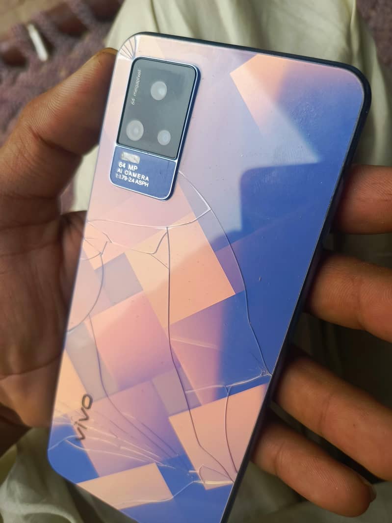 Vivo V21e 4
