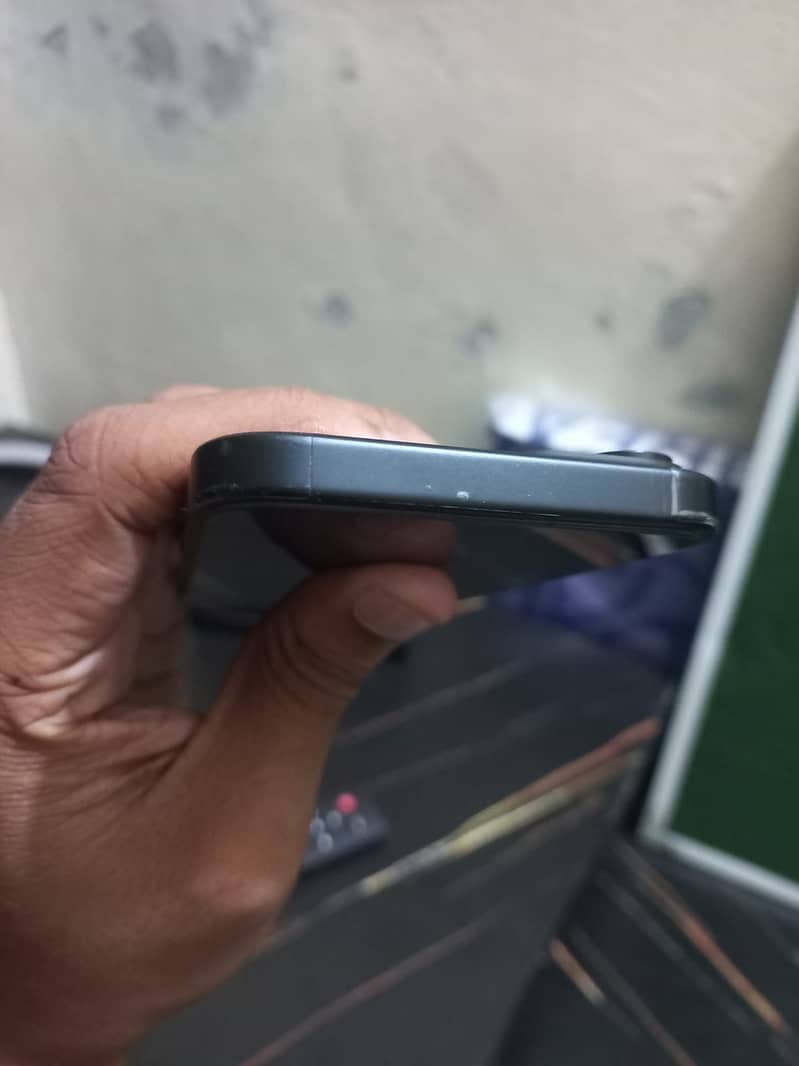 Iphone 15 2