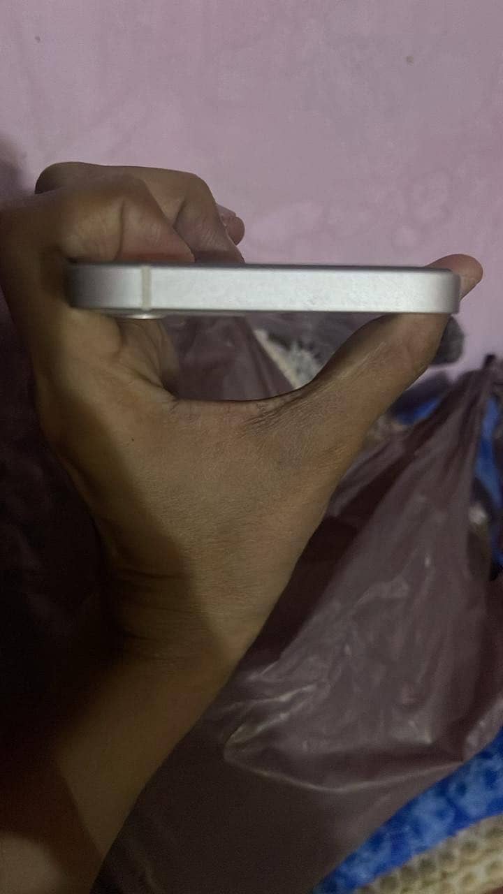 Apple iPhone 12 5