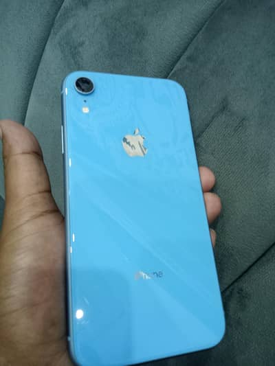Apple iPhone XR