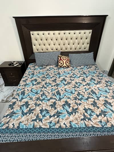 King size bed for sale