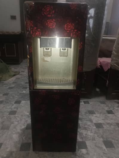 Sell water dispenser