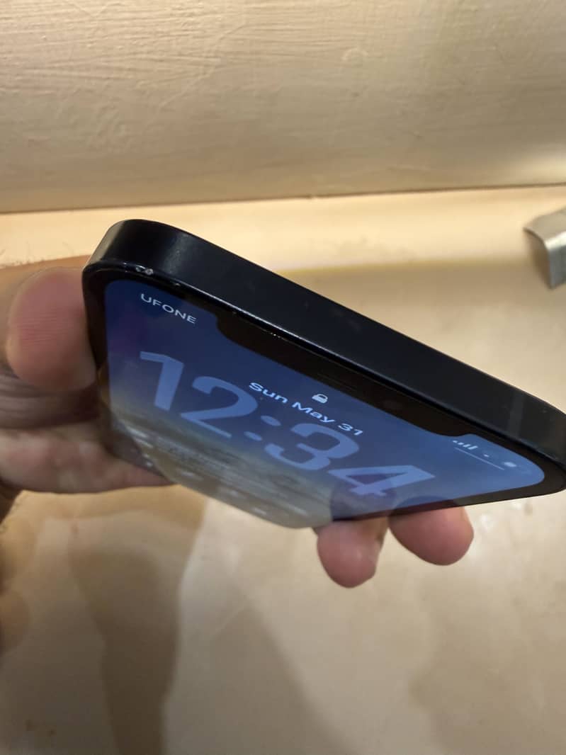 Apple iPhone 12 5