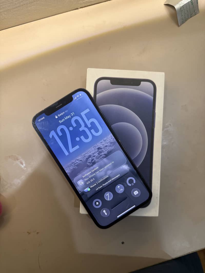 Apple iPhone 12 7