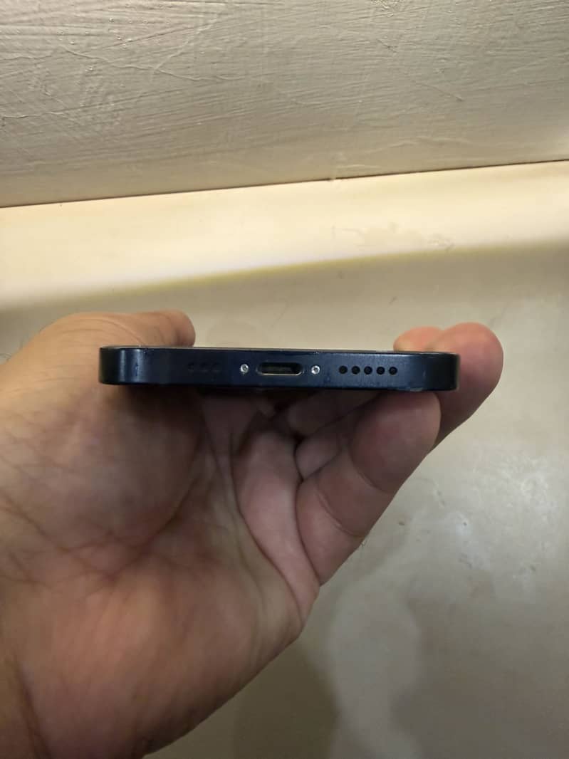 Apple iPhone 12 8
