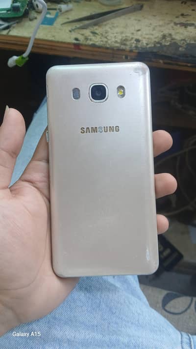 Samsung Mobile J5