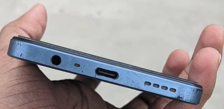 Realme C63 4