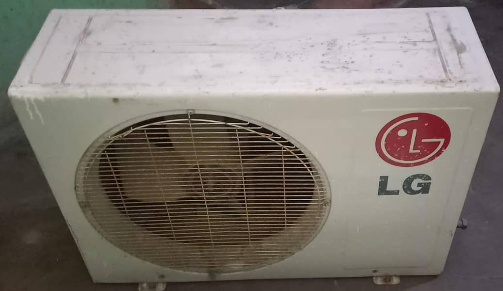 Haier split A/C perfect running condition. 4