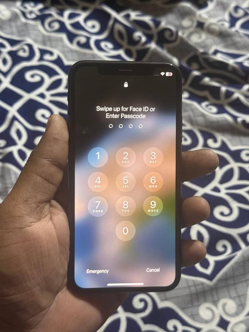 Apple iPhone XS 5