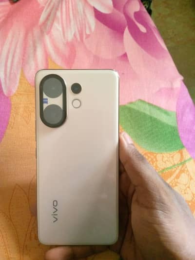 Vivo V60