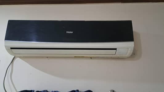 A. c is like brand new, cooling A1, in working condition, buy & chill.