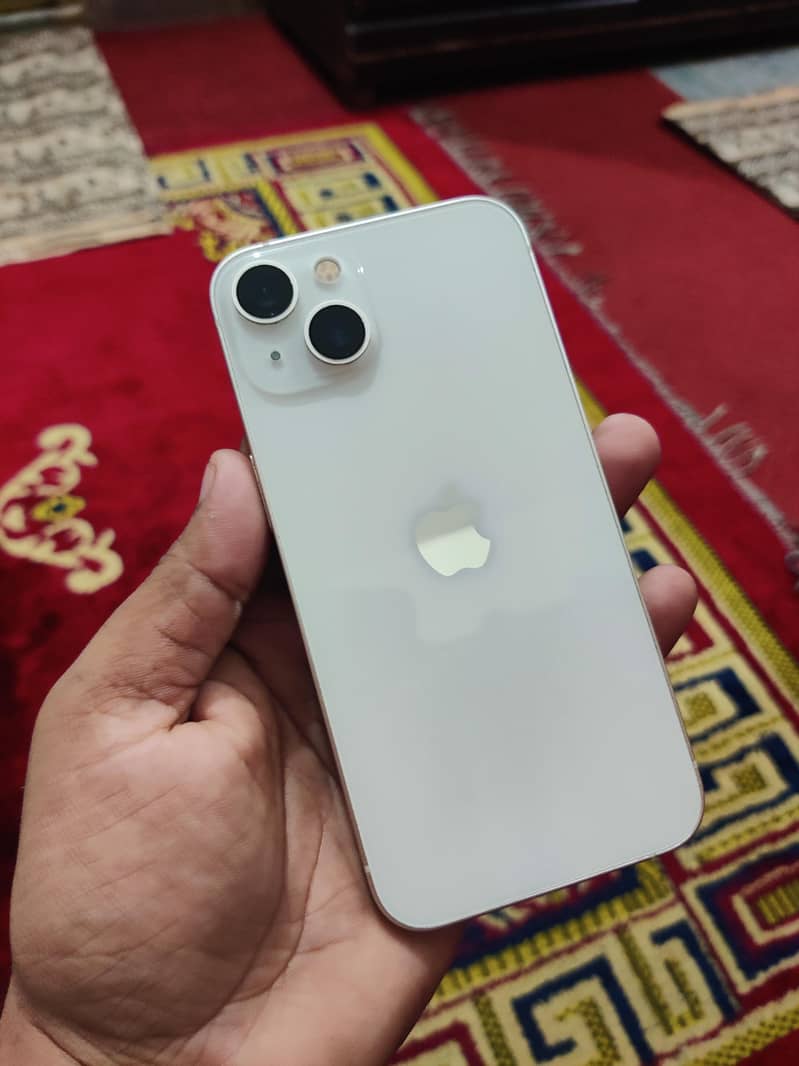 Apple iPhone 13 0
