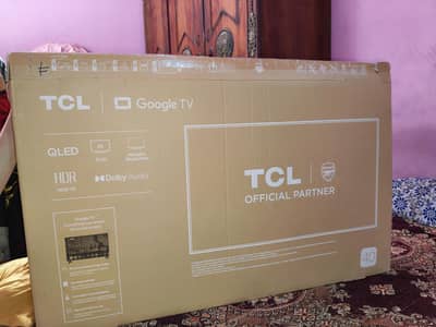 TCL 40" QLED Smart Google TV (Full HD / 2K) - Complete Box