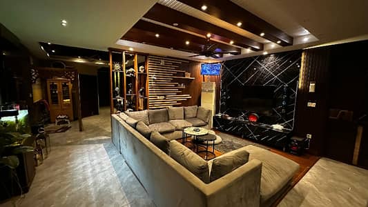 Brand New Bungalow 400sq. 8 Bed Dd