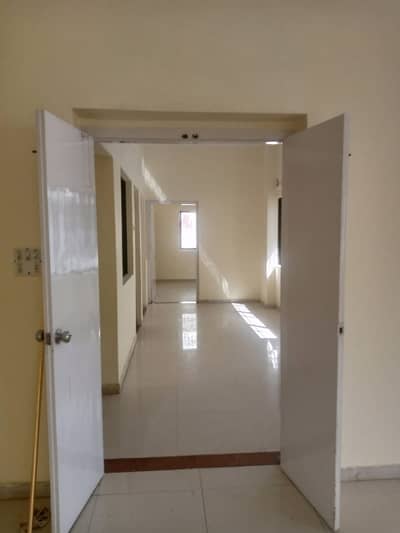 Portion Available on Rent Gulshan. e. Iqbal