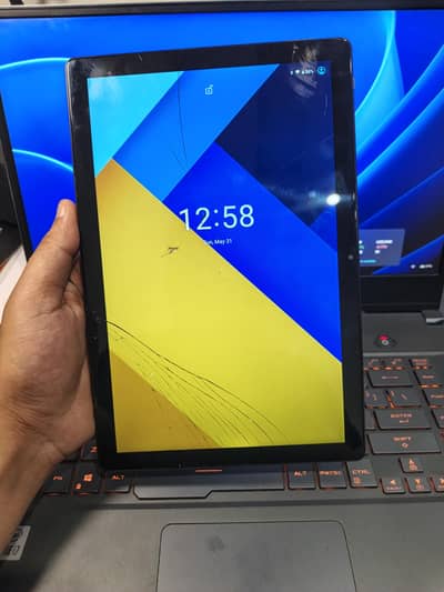 ViVivimage E10 Tablet - 3GB RAM / 32GB Storage - 10.1" Full HD Display