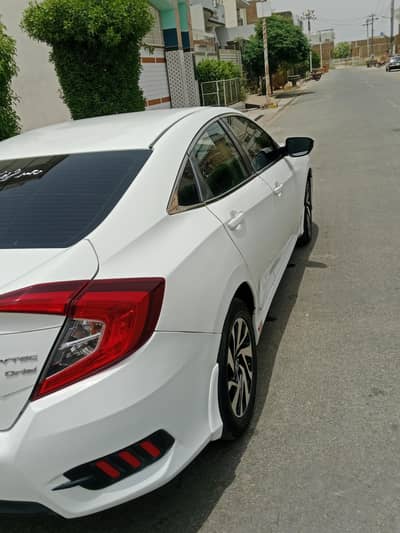 Honda Civic Oriel 2016