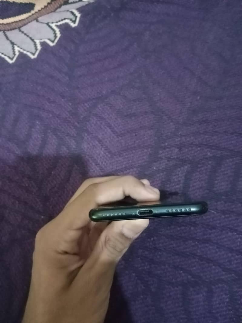 Apple iPhone SE 3