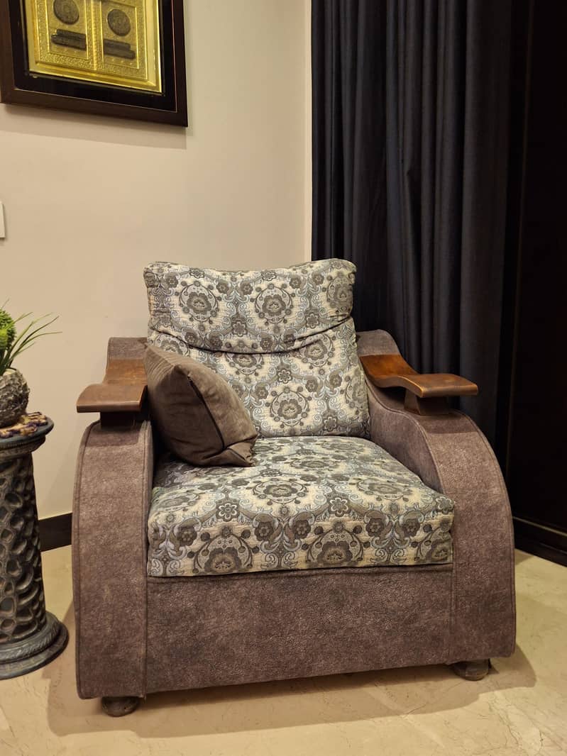 One Seater Sofas 3