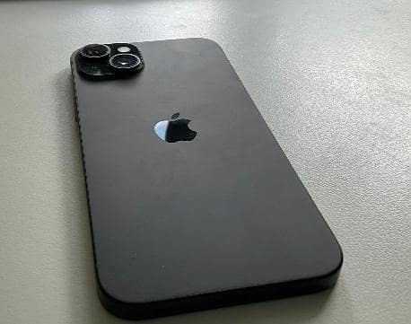 Apple iPhone 15 plus 1