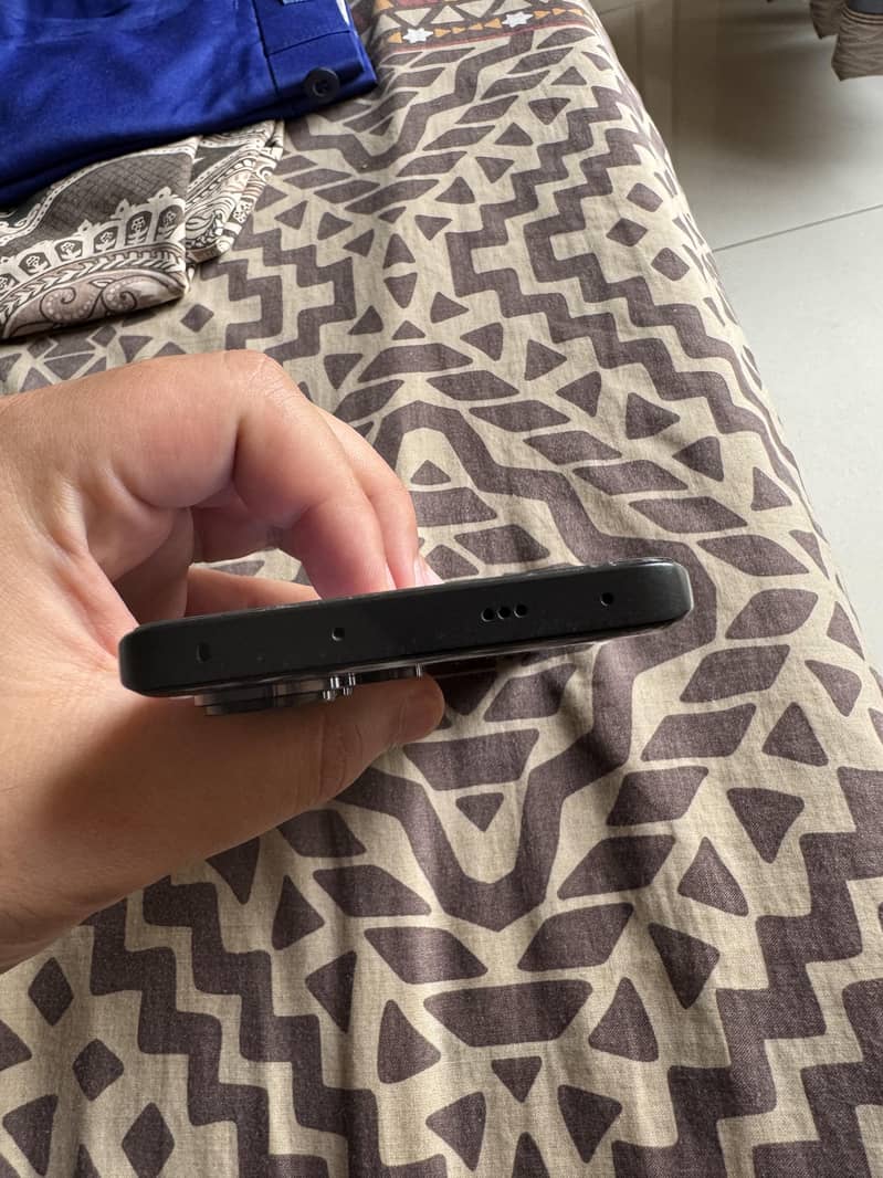 Xiaomi Redmi Note 13 Pro Plus 7