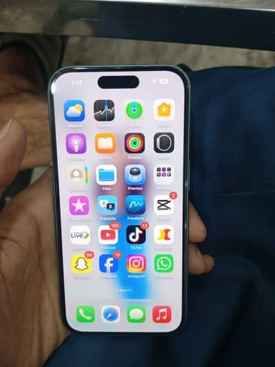 iPhone 16 jv 100 health