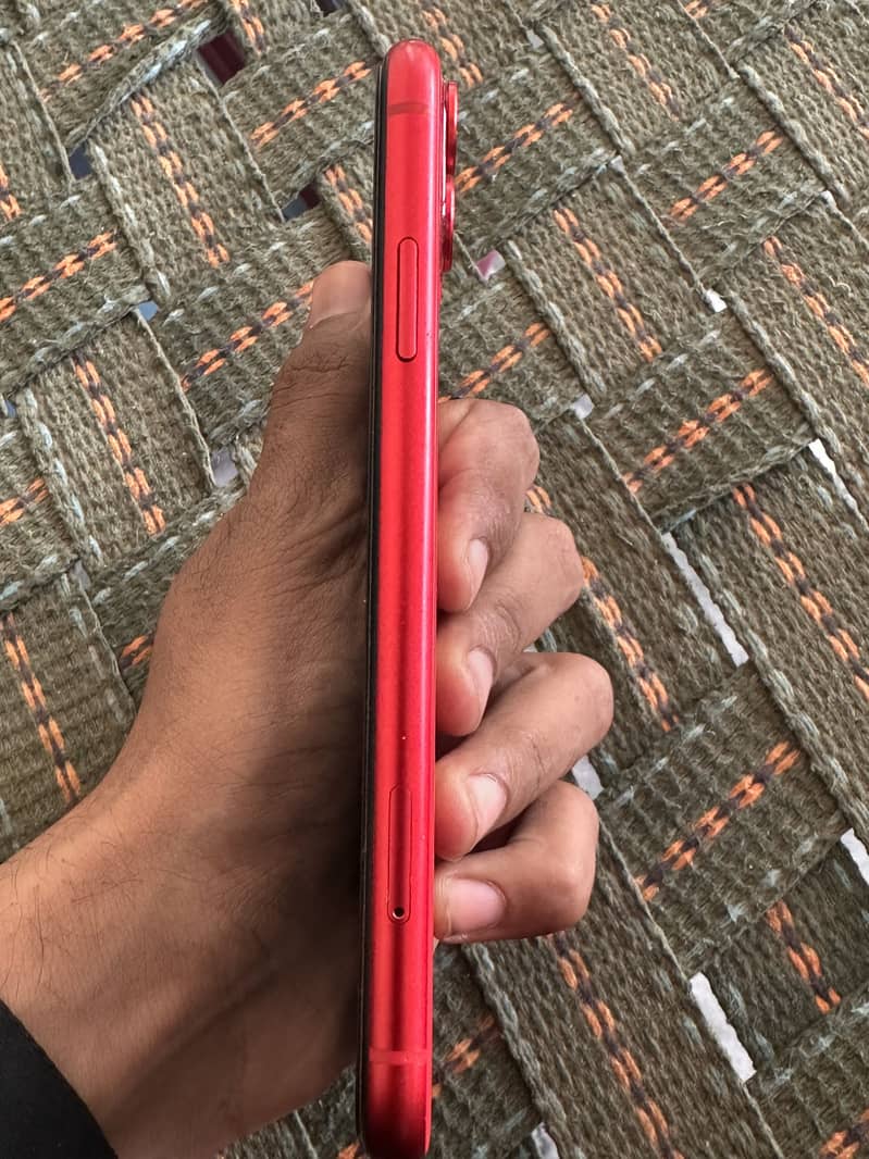 Apple iPhone 11 3