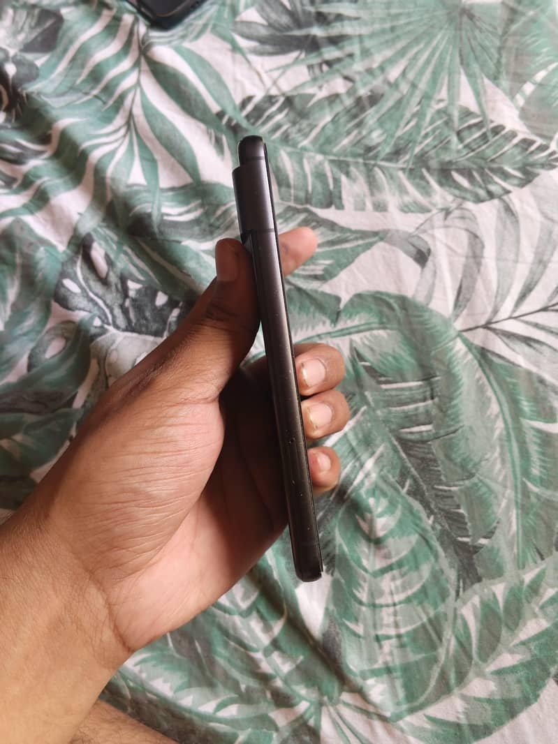 Google Pixel 8 2