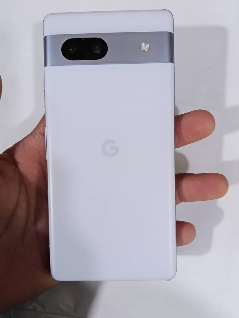 Google Pixel 7a 1