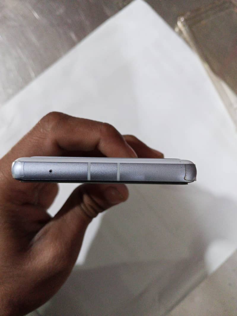Google Pixel 7a 6
