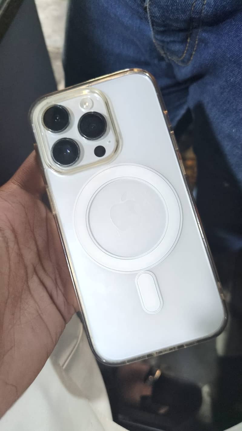 Apple iPhone 14 Pro 2