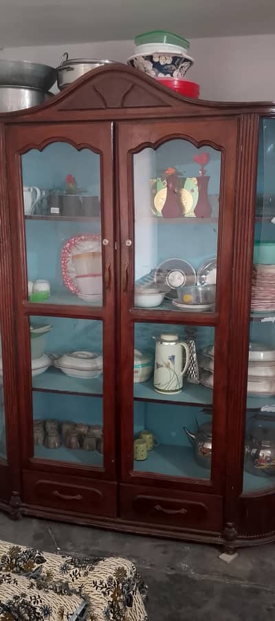 Crockery Showcase