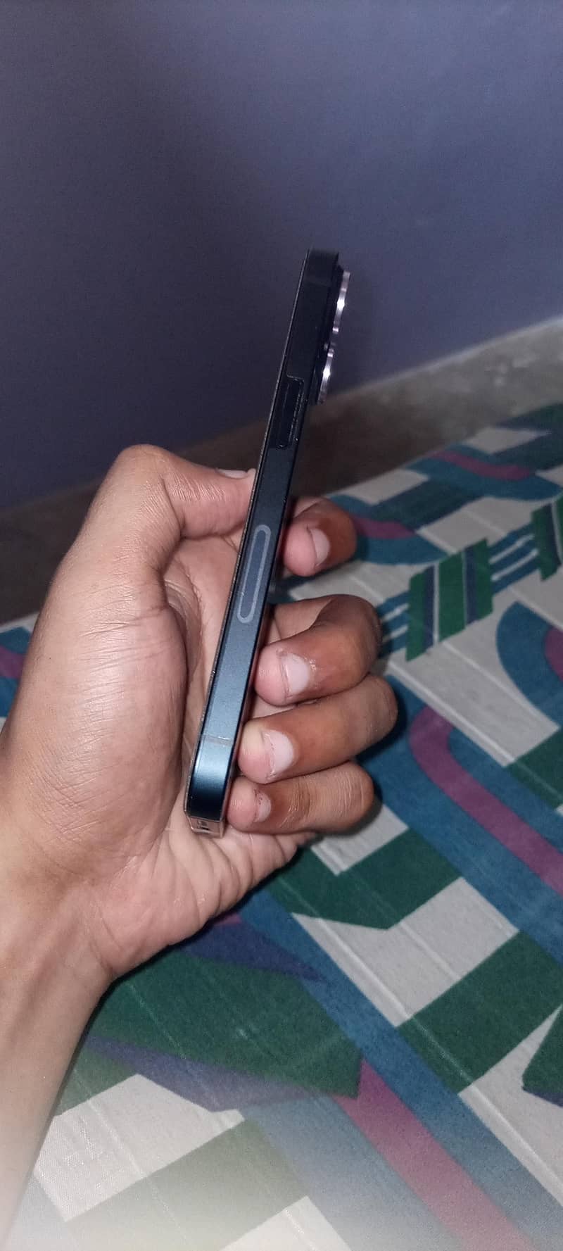 IPhone 14 3
