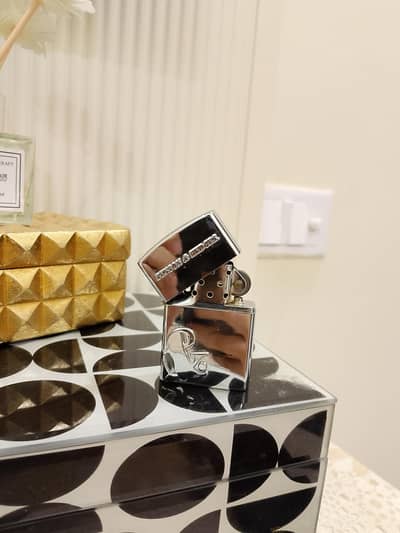 Zippo lighter