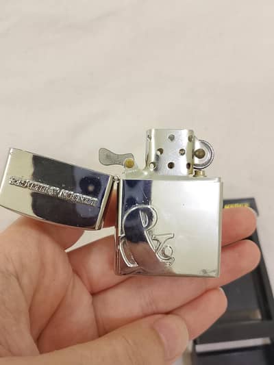 Zippo lighter