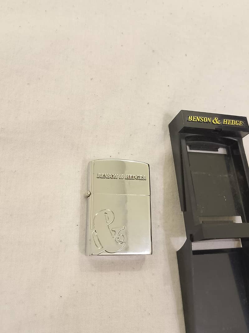 Zippo lighter 4