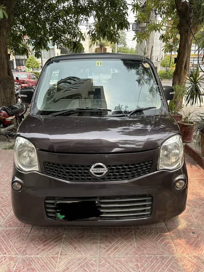 Nissan Moco 2012