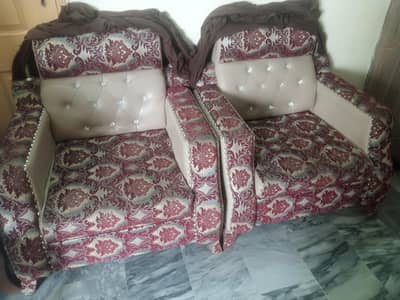 5 Seater Sofa Set With Tables–Urgent Sale