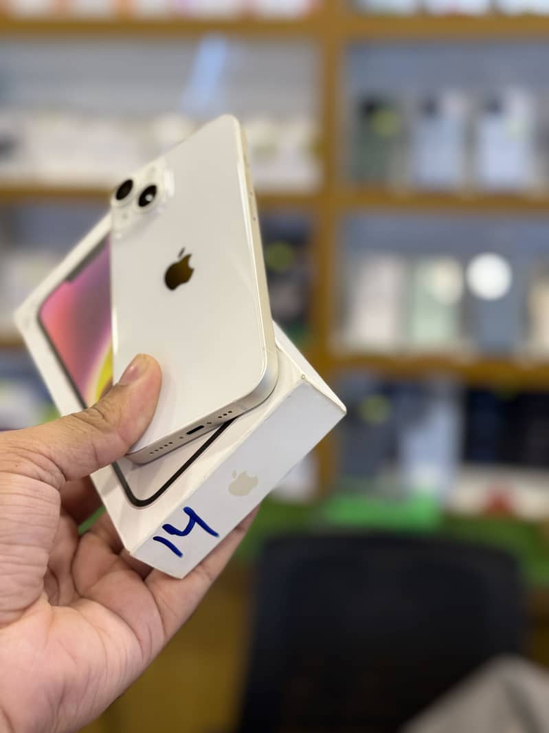 Apple iPhone 14 2