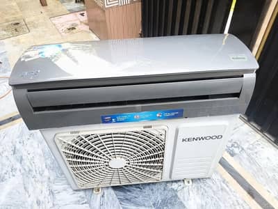 Kenwood 1 ton ac lush condition