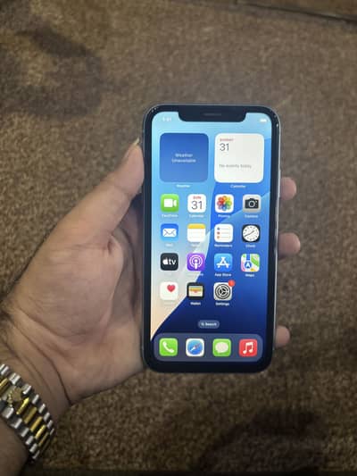 Apple iPhone XR