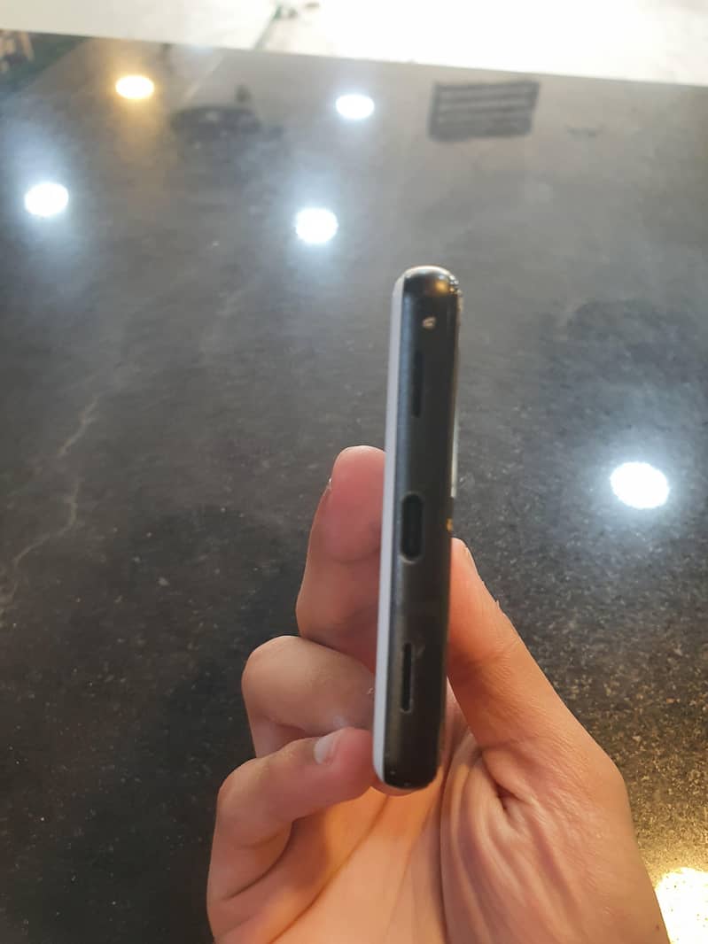 Google Pixel 6a 1