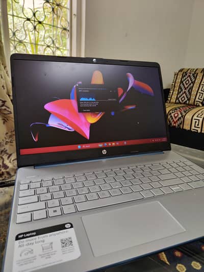 HP 15 8gb 256gb SSD