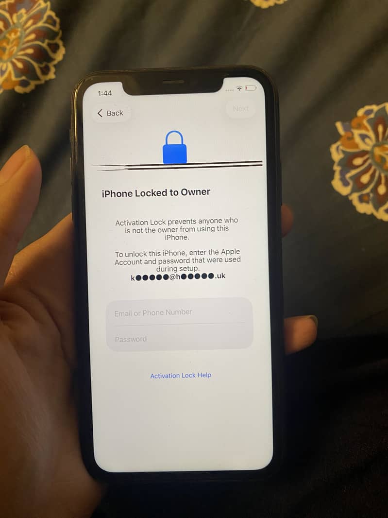 Apple iPhone 11 3