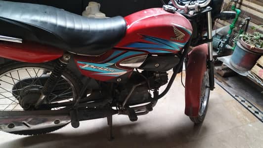 Honda pridor