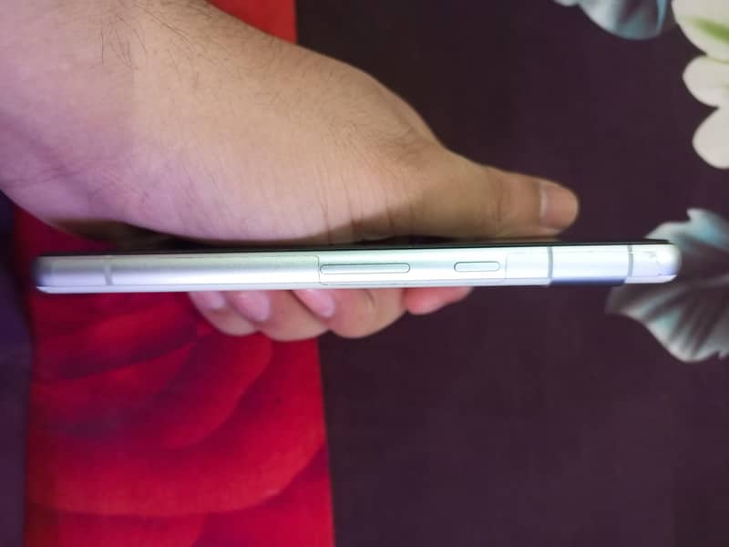 Google Pixel 7a 5