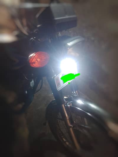 Unique UD 125