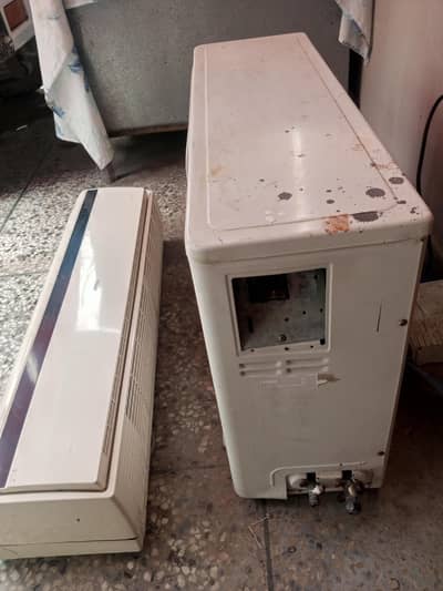 Split AC Non inverter 1.5 Rs. 38000