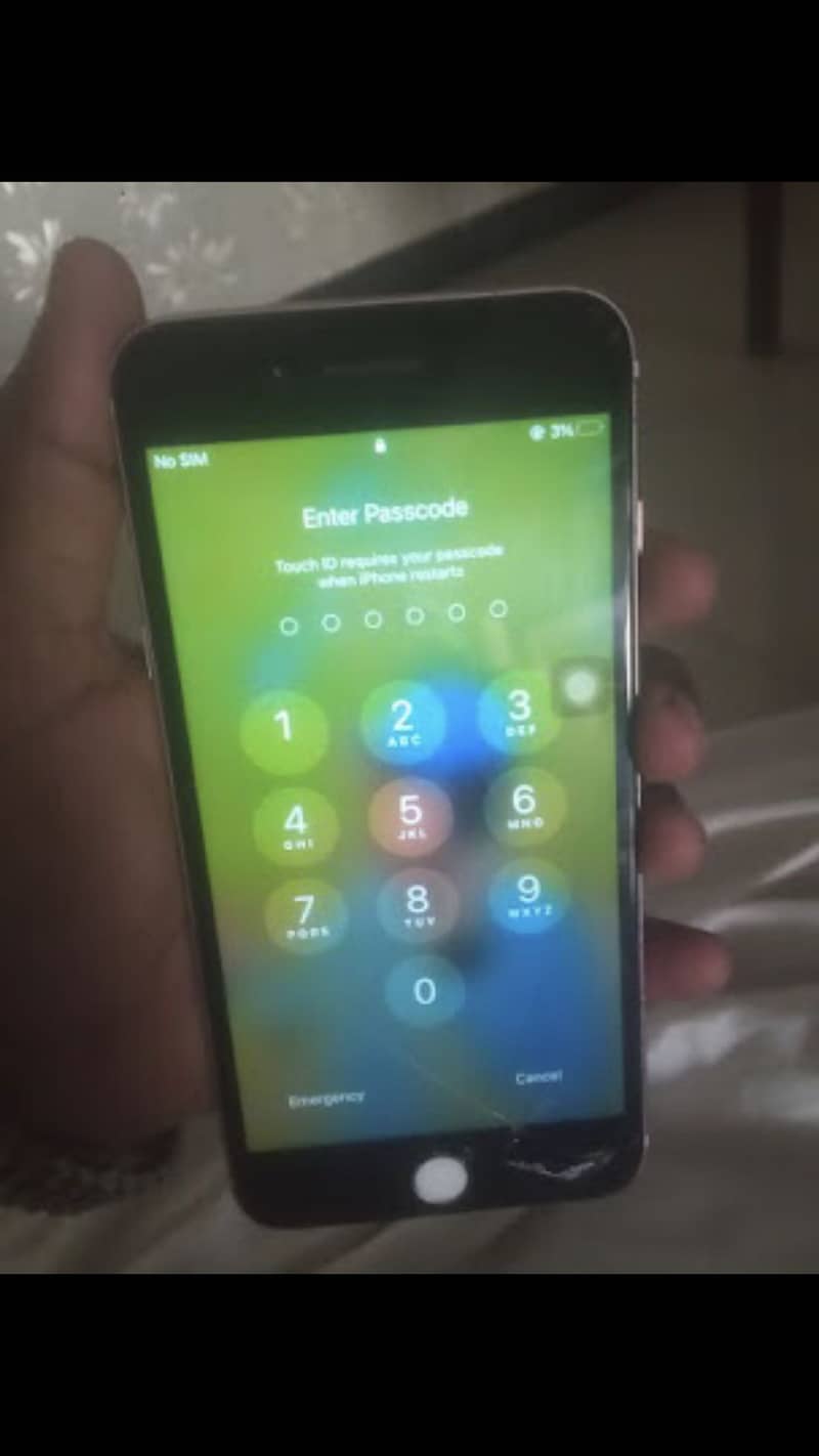 Apple iPhone 7 Plus 1